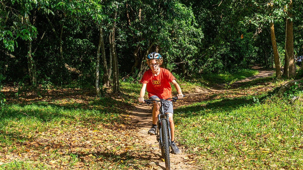cambodia-cycling-tours4.jpg