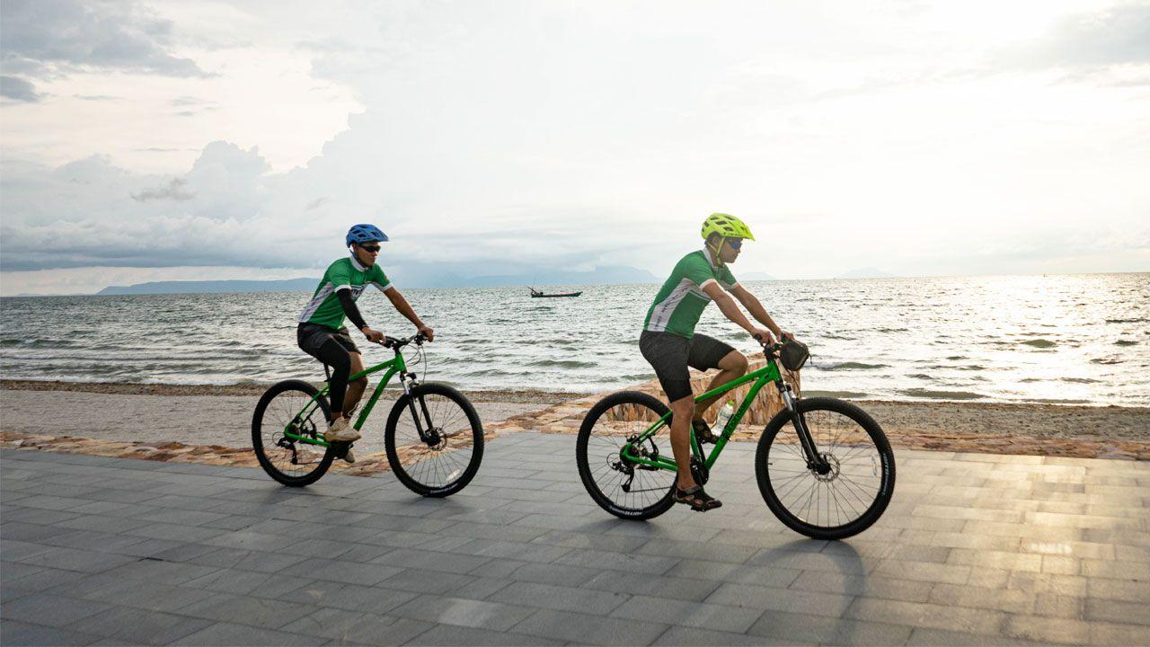 angkor-to-the-beach-bike-tour02.jpg