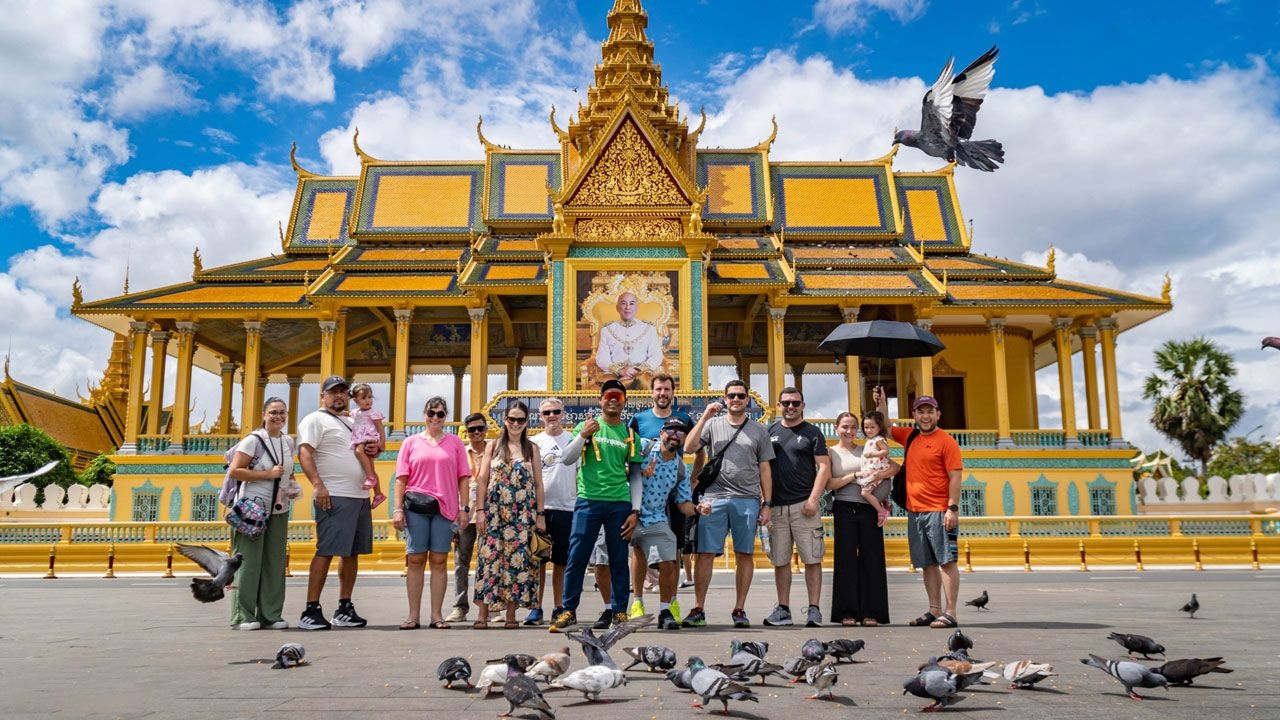phnom-penh-city-tours-0010.jpg