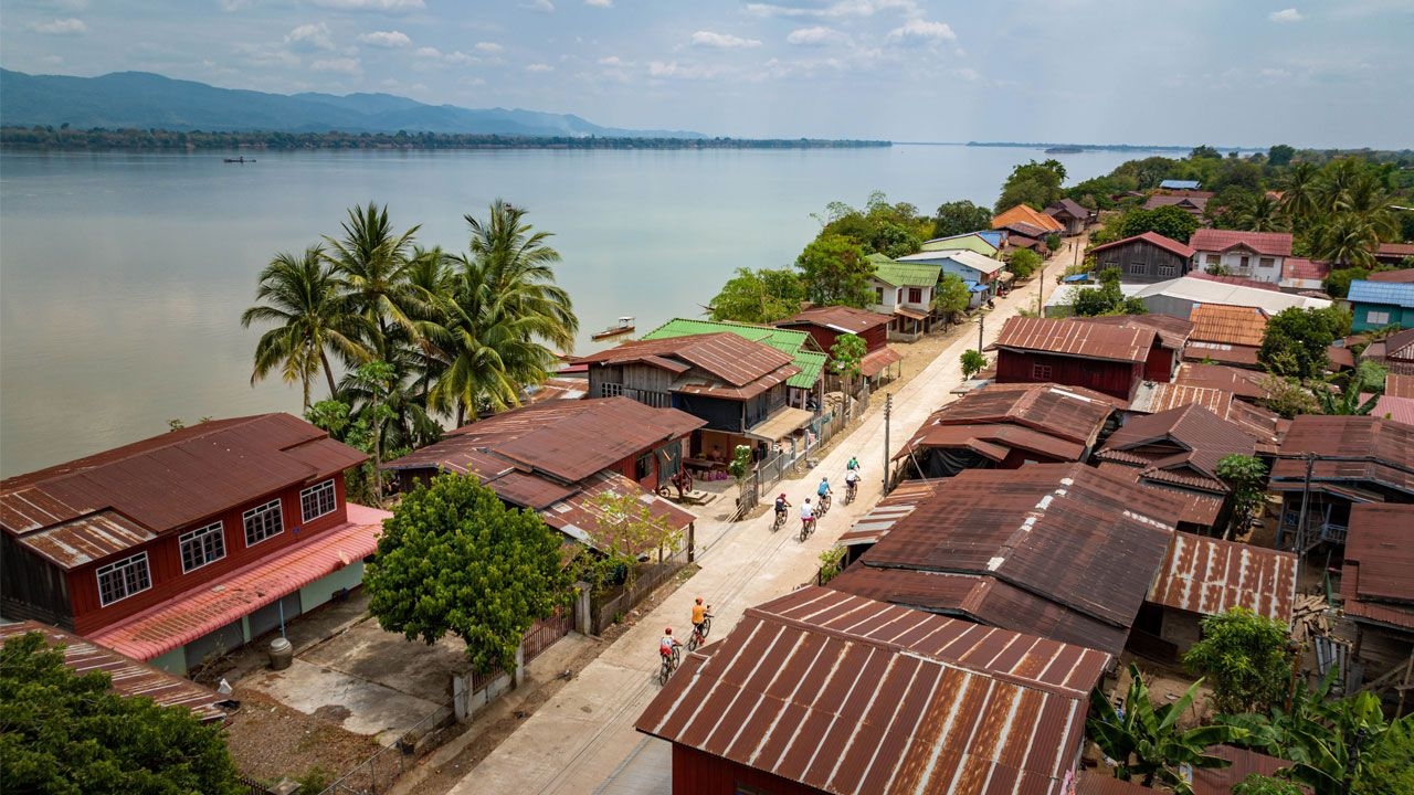Cambodia-and-Laos-bike-tours-013.jpg