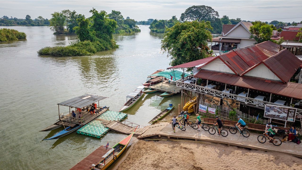 Cambodia-and-Laos-bike-tours-030.jpg