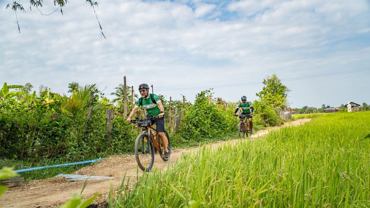 Cambodia-and-Laos-bike-tours-034.jpg