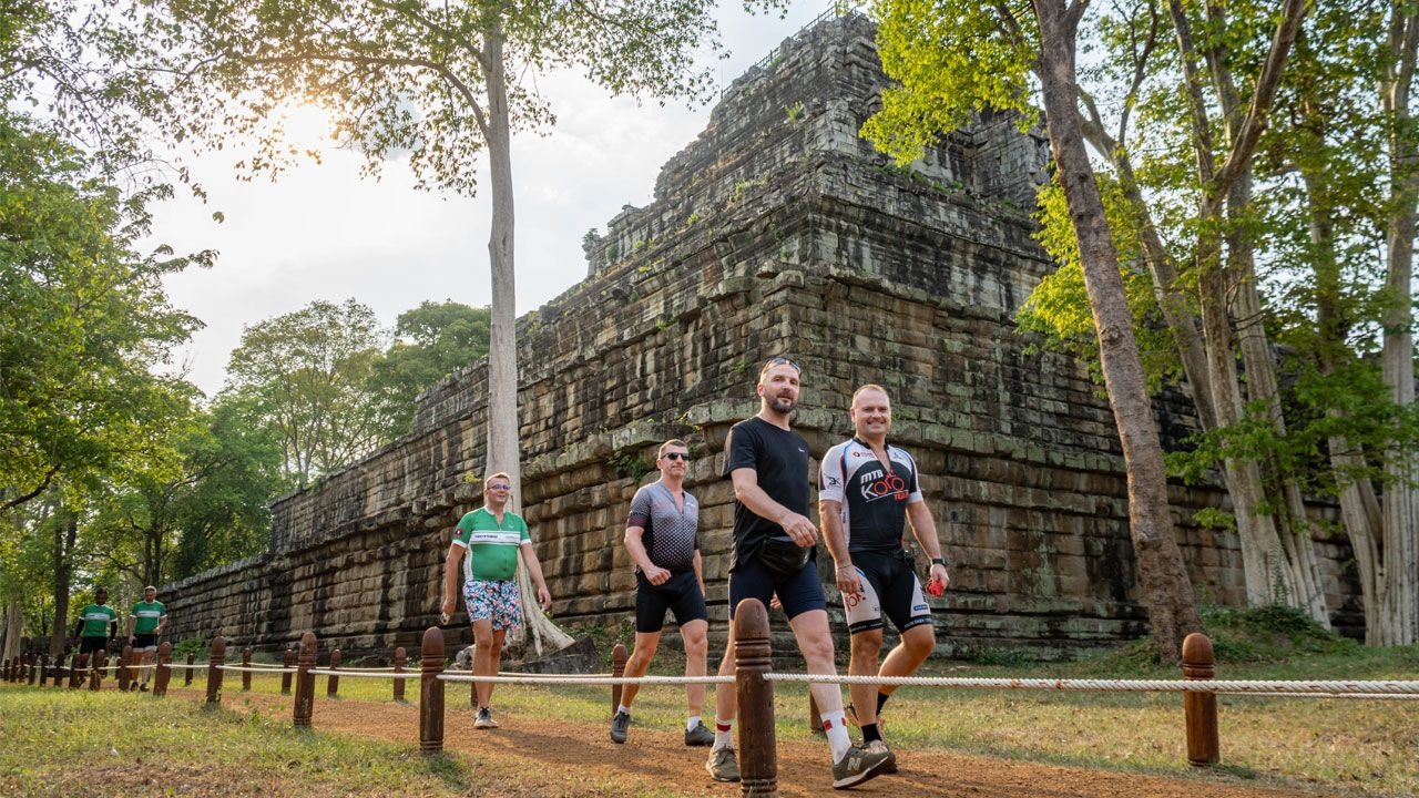 Cambodia-and-Laos-bike-tours-038.jpg