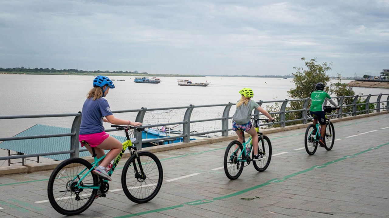 Phnom-Penh-silk-island-bike-tour07.jpg