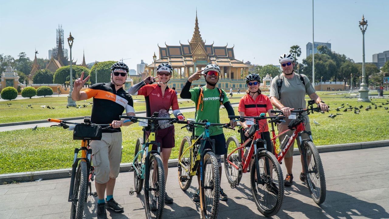 Vietnam-and-Cambodia-bike-tours118.jpg