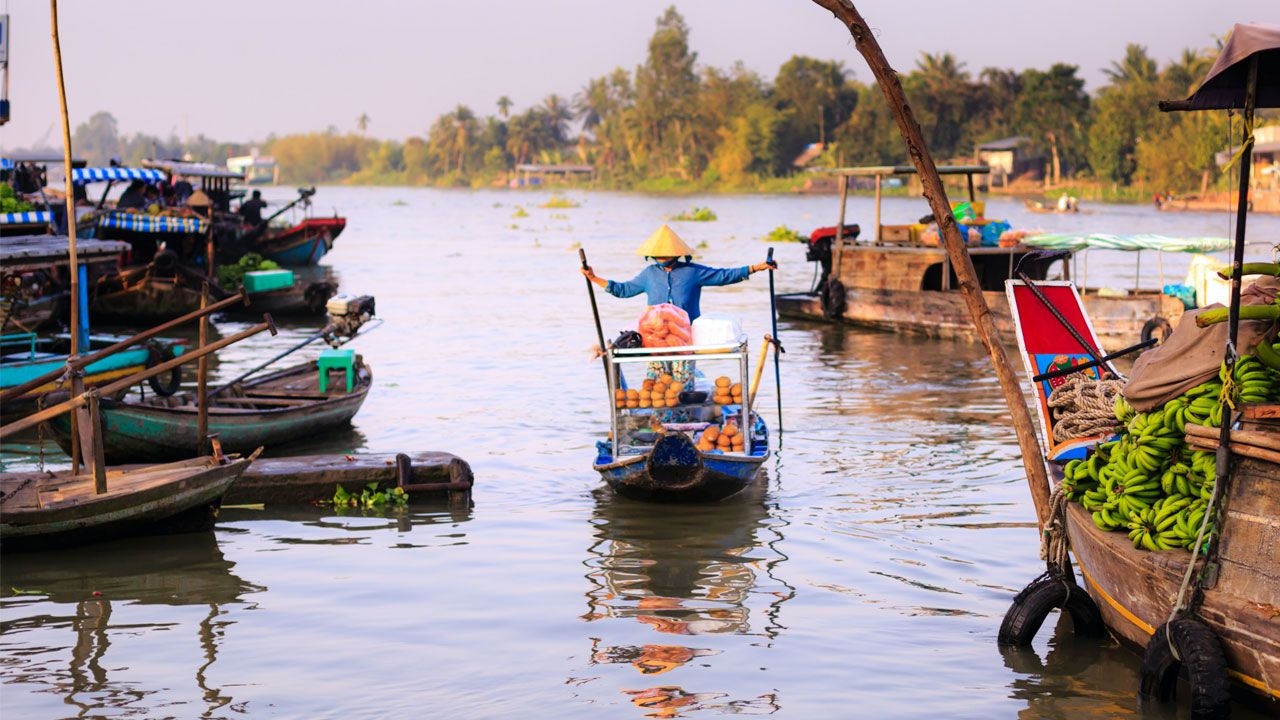 Vietnam-cruise-tours.jpg