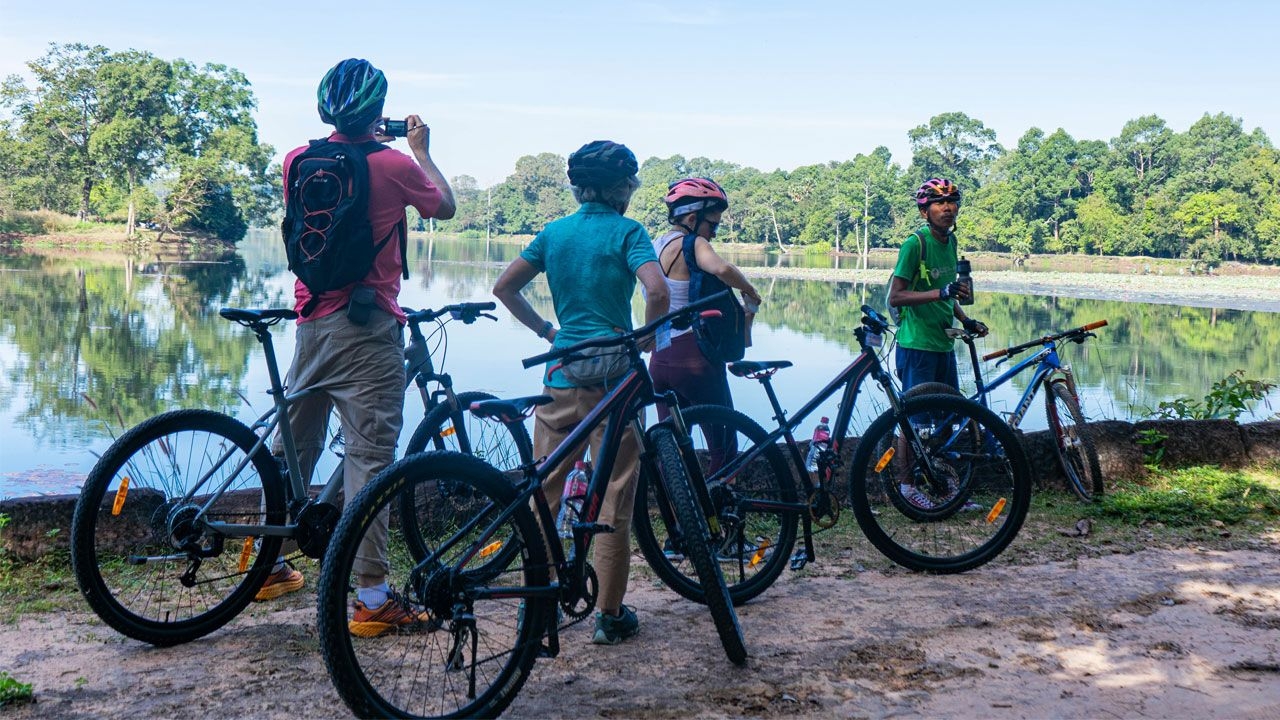 angkor-wat-bike-tour27127.jpg