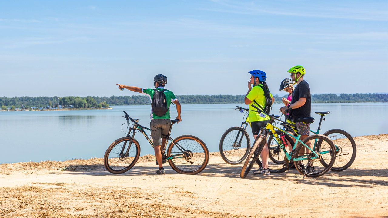 cambodia-cycling-tours-19010.jpg