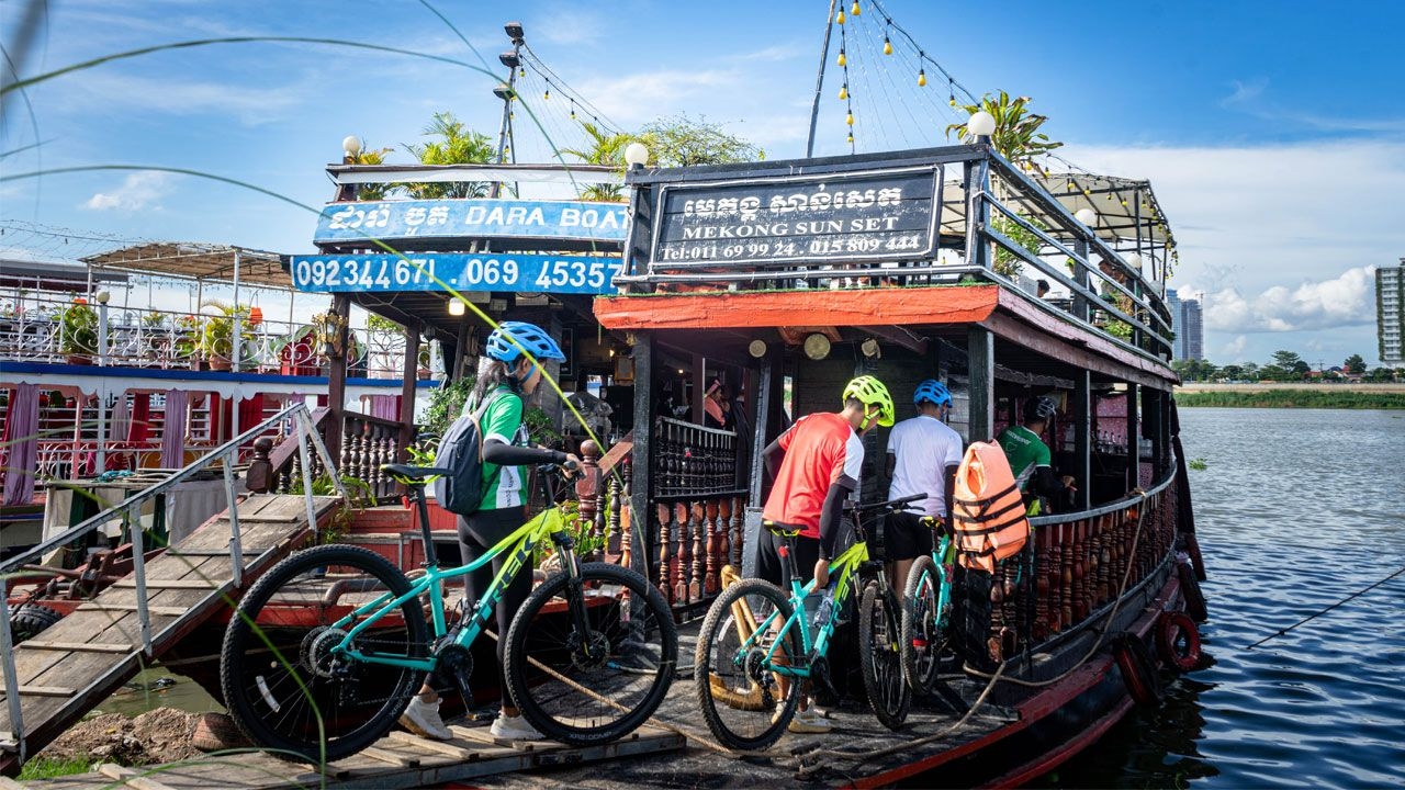 phnom-penh-cycling-tours07.jpg