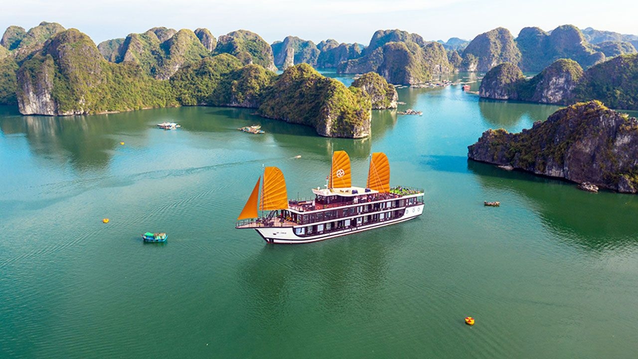 Peony-Cruises-Halong-bay-001.jpg