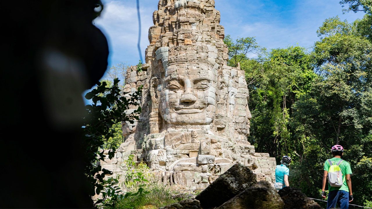 angkor-wat-cycling-tours-003.jpg