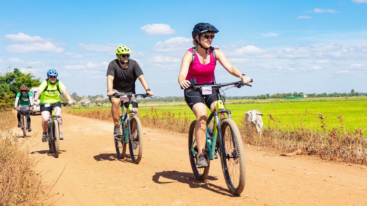 https://cms.siemreaper.comthailand-and-cambodia-bike-tour02054.jpg