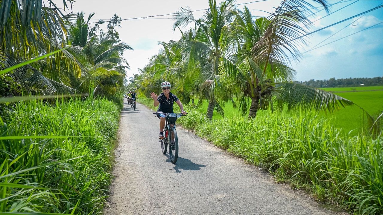 vietnam-and-Cambodia-cycling-tour-031.jpg